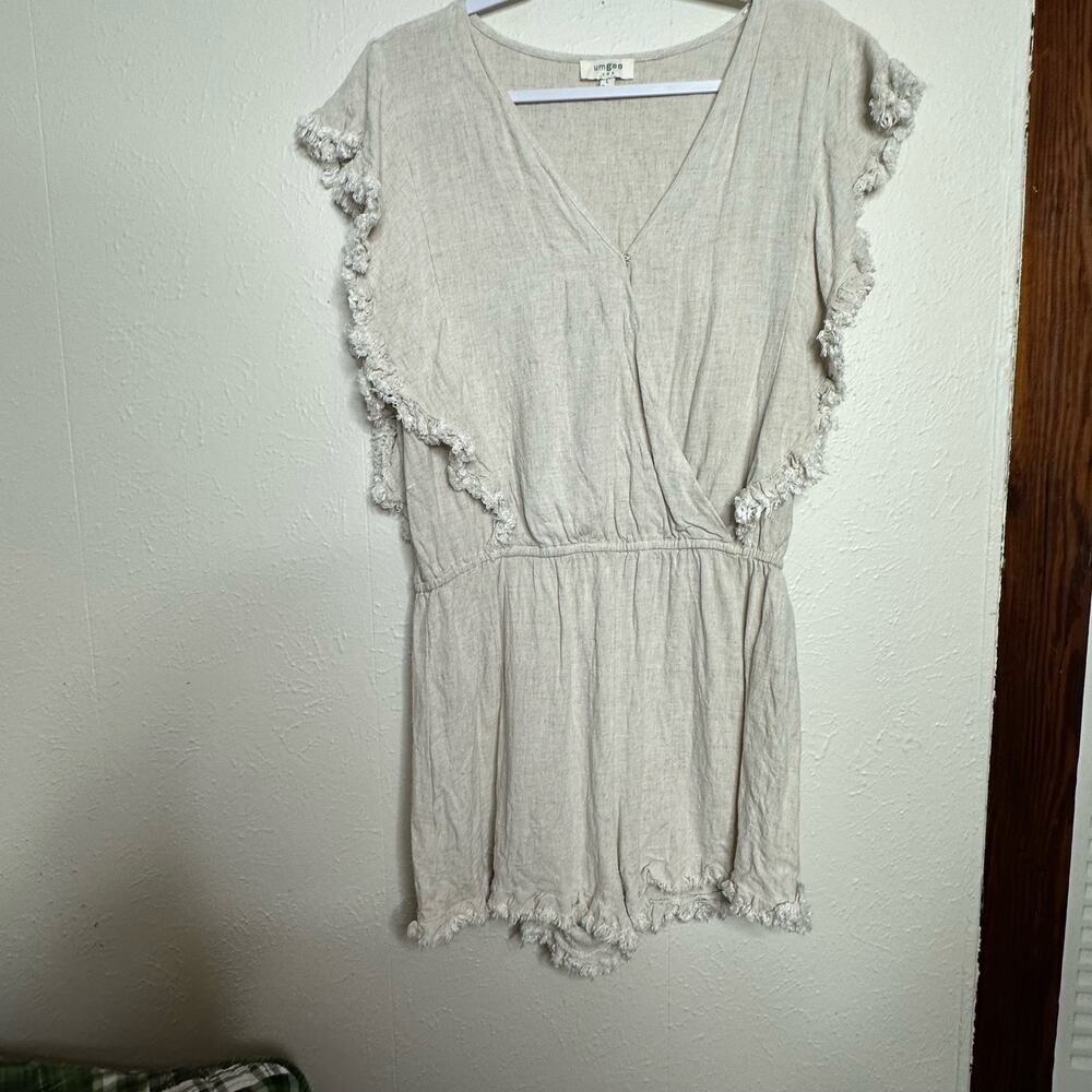 UmGee Cream Linen Blend Fringe flutter sleeve Elastic Waist Romper Woman's Large - Picture 2 of 9